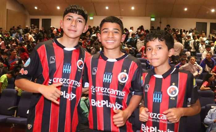 En Soacha se puso en marcha la competencia de fútbol juvenil más grande del departamento, con más de dos mil jugadores que buscarán brillar en los escenarios locales.