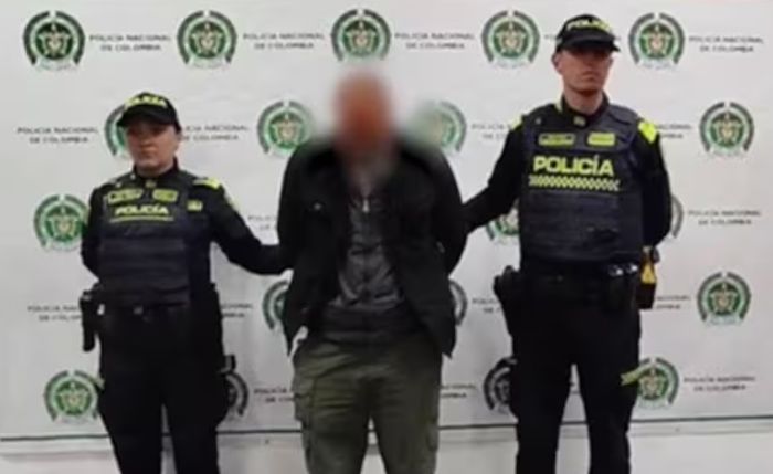 Un hombre señalado de abusar y maltratar perros en Bogotá recibió medida de aseguramiento en centro carcelario. El caso reabre el debate sobre la aplicación de la Ley Ángel.