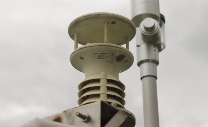 Un nuevo informe ambiental reveló que el aire en la Bogotá rural podría estar cargando más que polvo: la CAR investiga el papel de las ladrilleras.