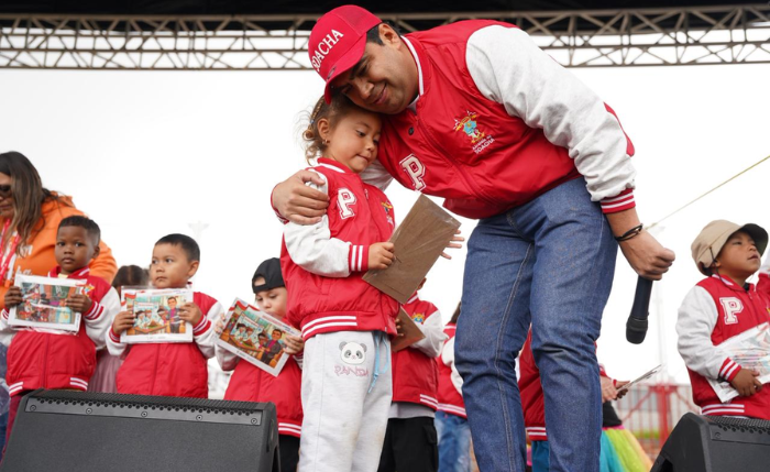 Más de 4.000 niños y niñas de primera infancia ingresaron por primera vez a la educación oficial del municipio, tras la apertura de cupos en prejardín, jardín y transición para menores desde los tres años.